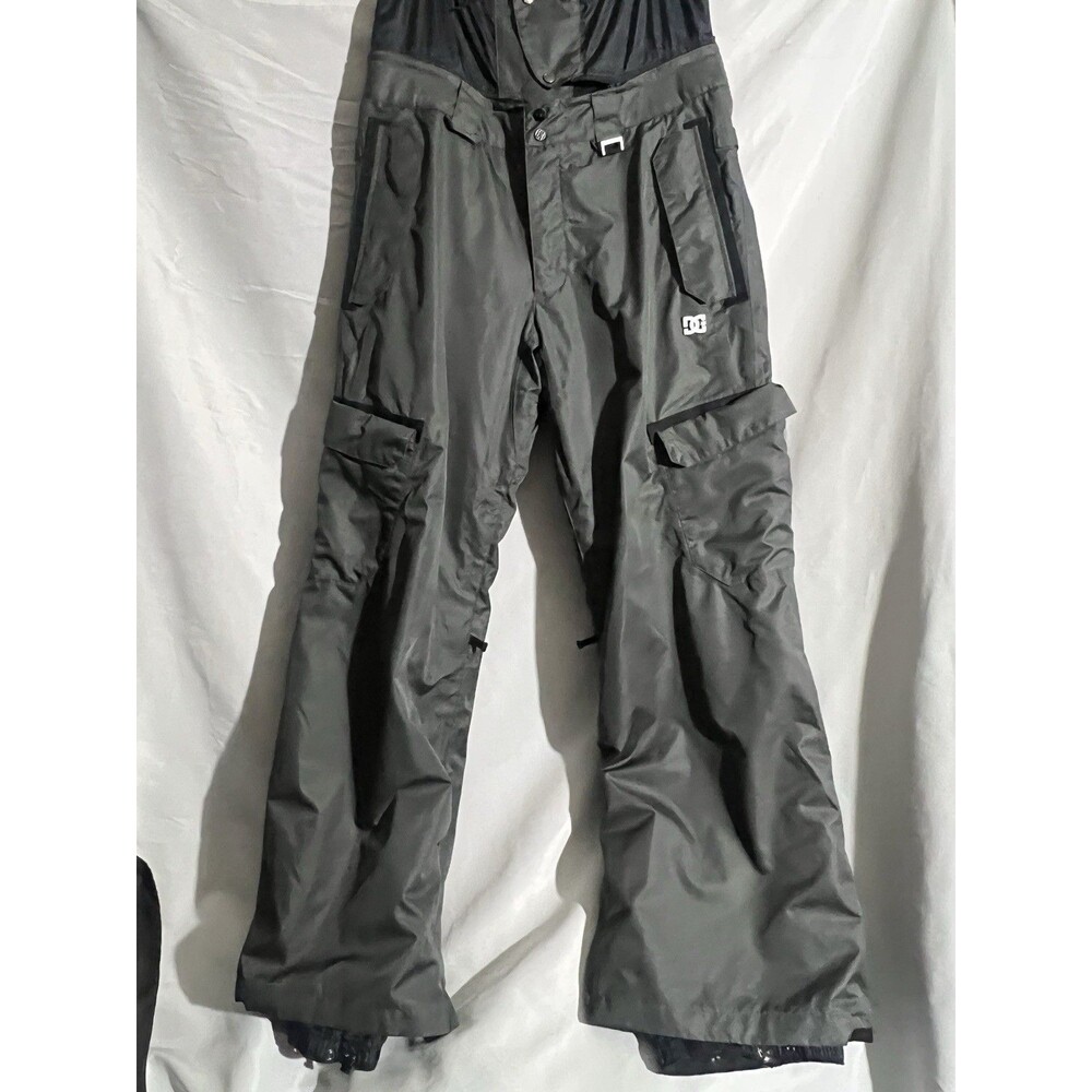DC Shoes Men’s M Gray Snowboard Pants Ski Winter Snow  Weather Defense Gorpcore